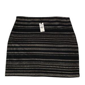 Express Metallic Knit Mini Skirt Black Gold NWT
Medium
